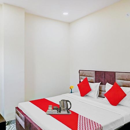 Hotel O Royal Lotus Stay Near Ip Extension Metro Station Nuova Delhi Esterno foto