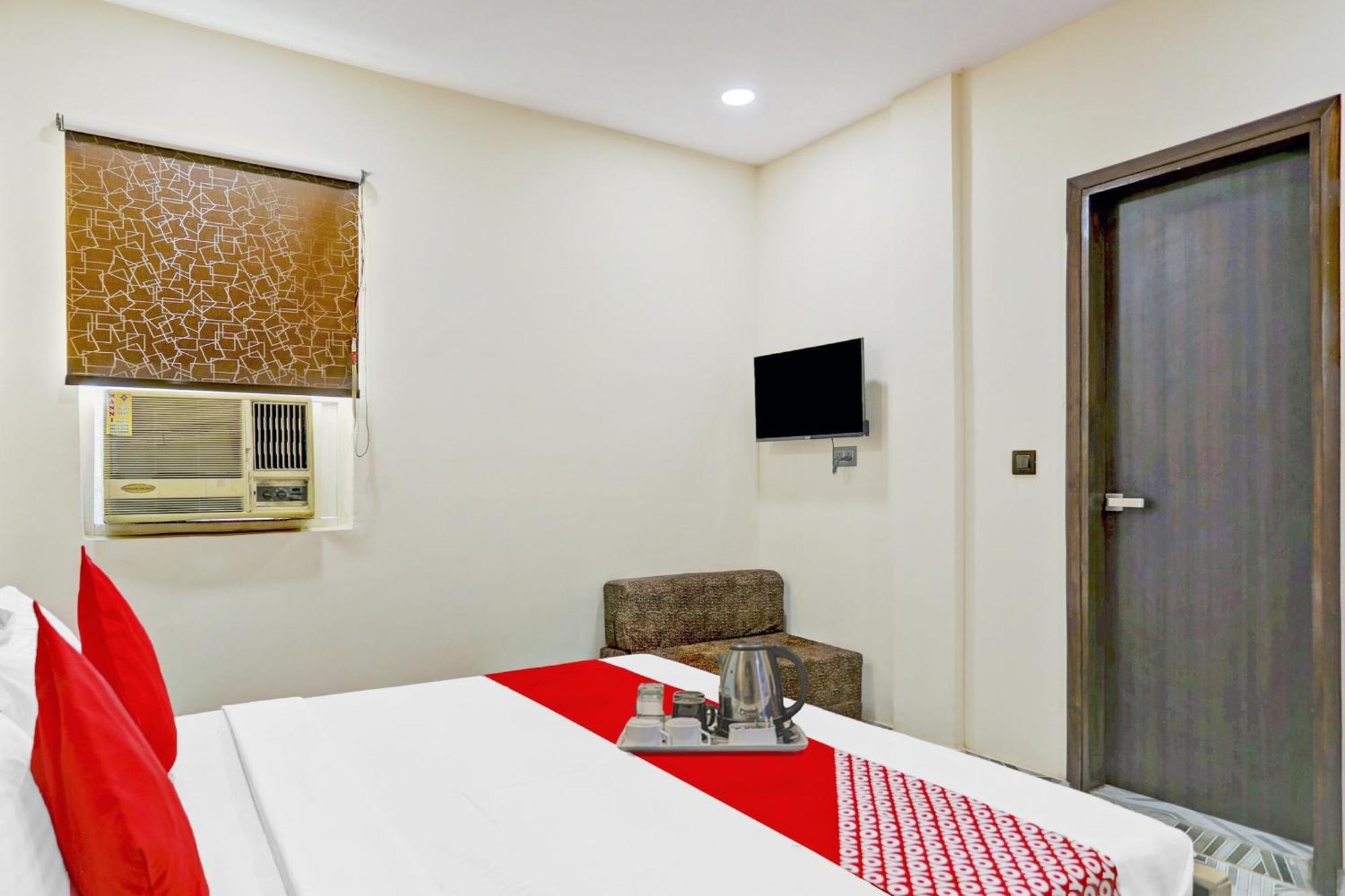 Hotel O Royal Lotus Stay Near Ip Extension Metro Station Nuova Delhi Esterno foto